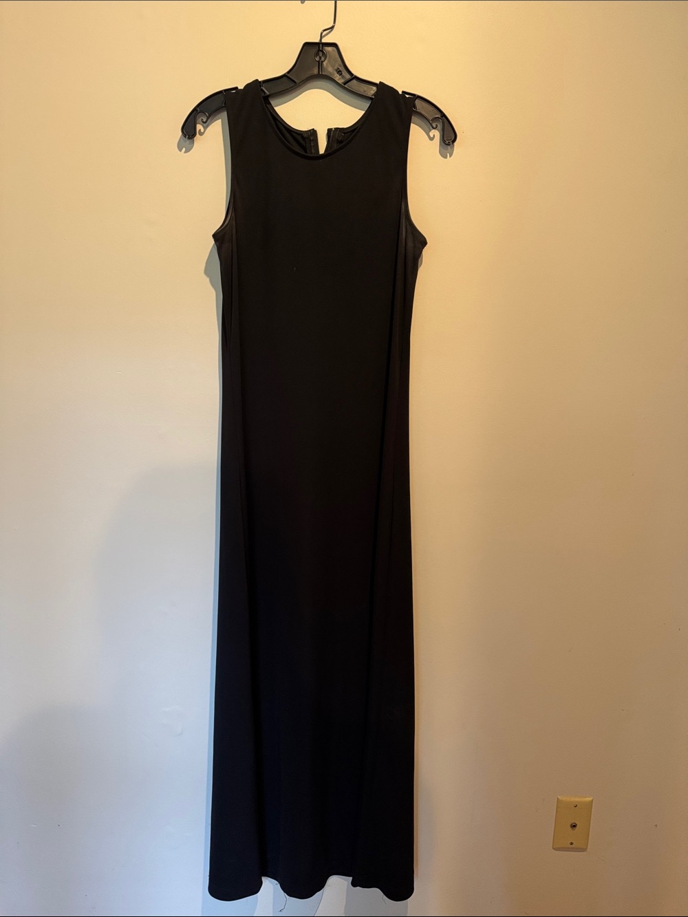 Classic Black Sleeveless Maxi Dress - Picture 1 of 1
